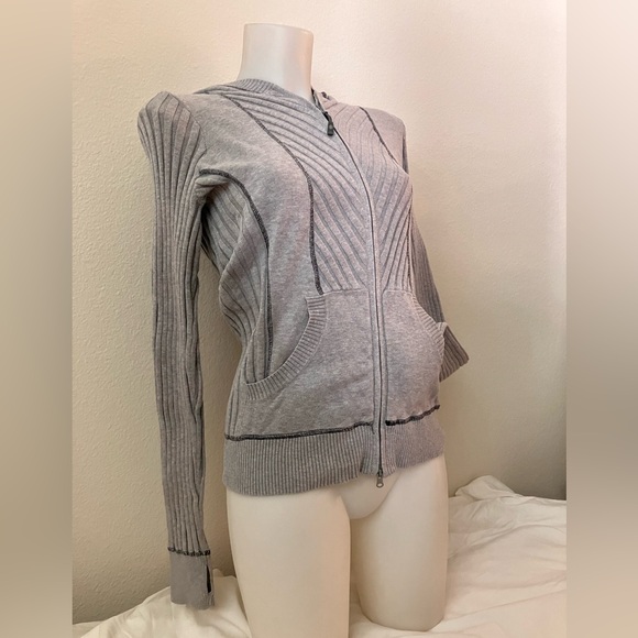Athleta Sweaters - Athleta zip up hoodie!